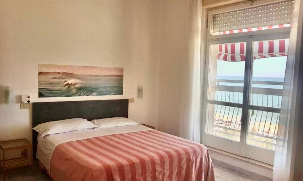 Hotel Silvi Silvi Marina Kültér fotó